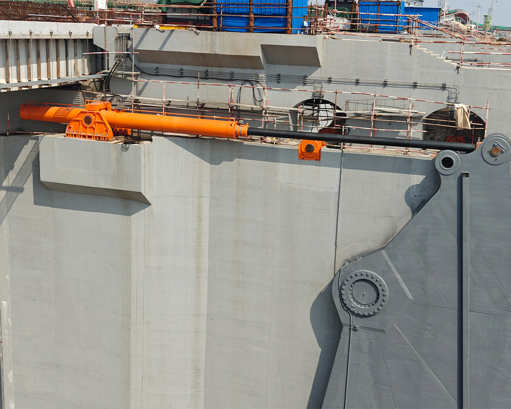 Hydraulic gate operating mechanism series